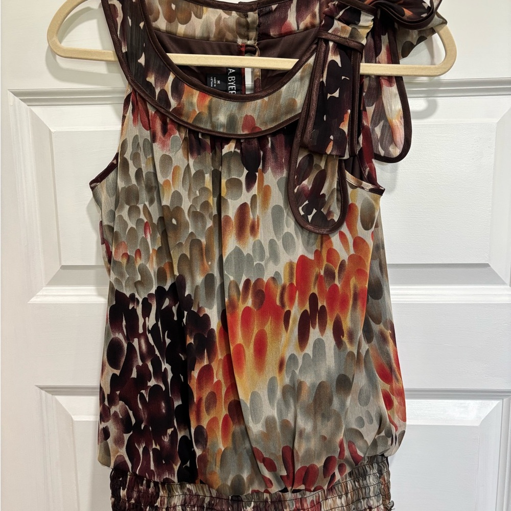 A. Byer Women's Multicolor Sleeveless Blouse